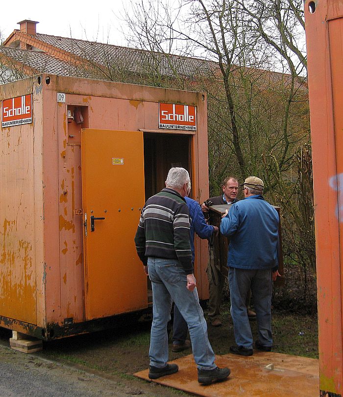 Einlagern in Container